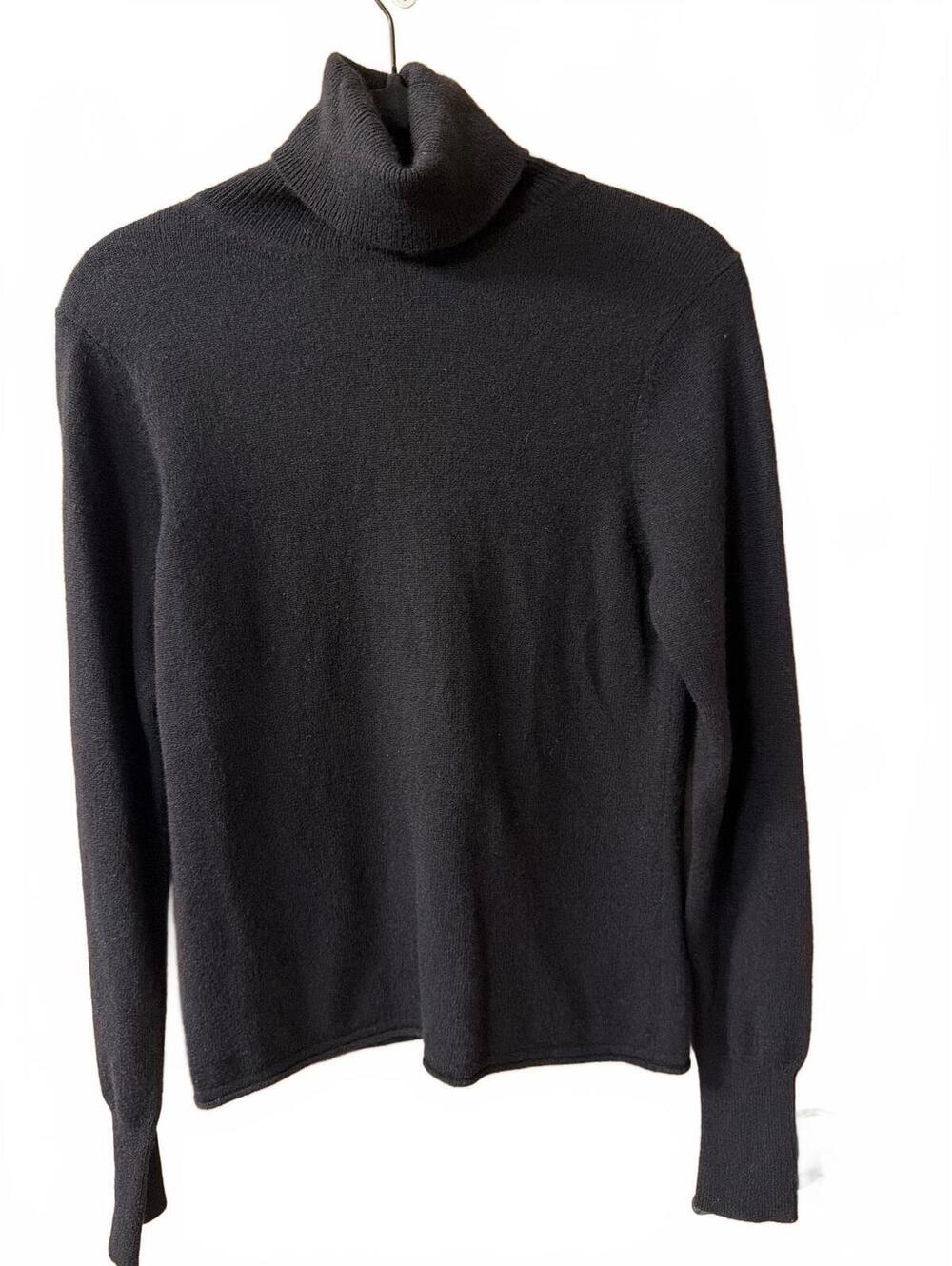 100% Just Cashmere  Black Cashmere Turtleneck Sweater, Size M